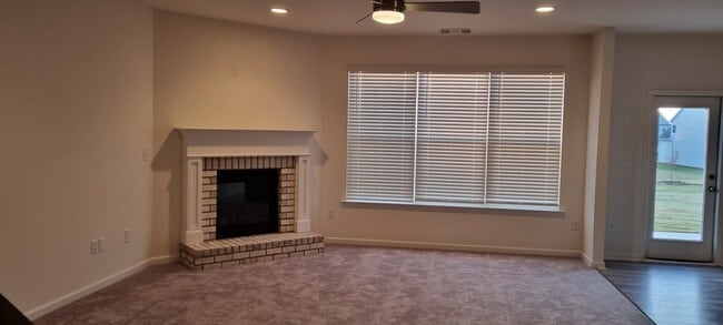 Building Photo - 4630 Falls River Dr