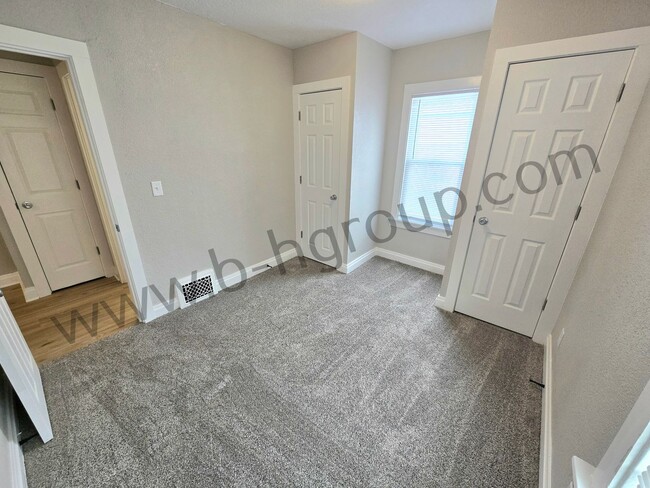 Building Photo - 3502 67th St