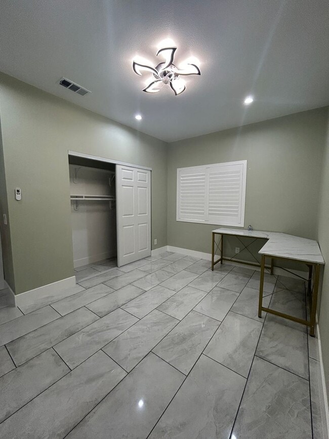 Building Photo - Beautiful Newly Built House for Rent 3Bed/...