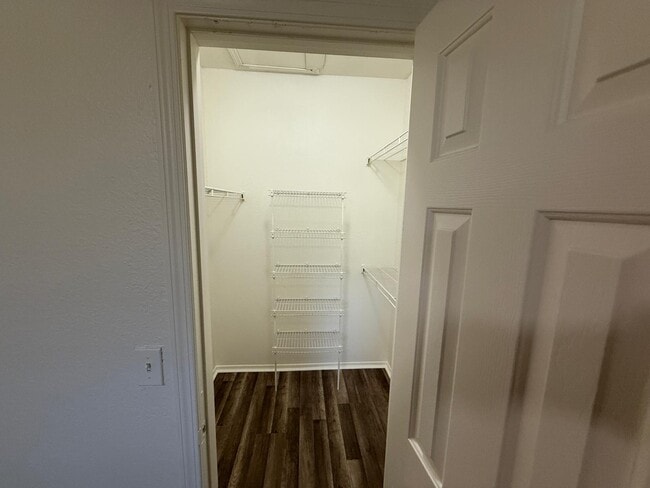 Building Photo - 2564 Robert Trent Jones Dr