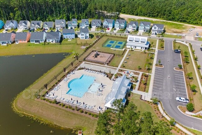 Building Photo - 1223 Homecoming Blvd