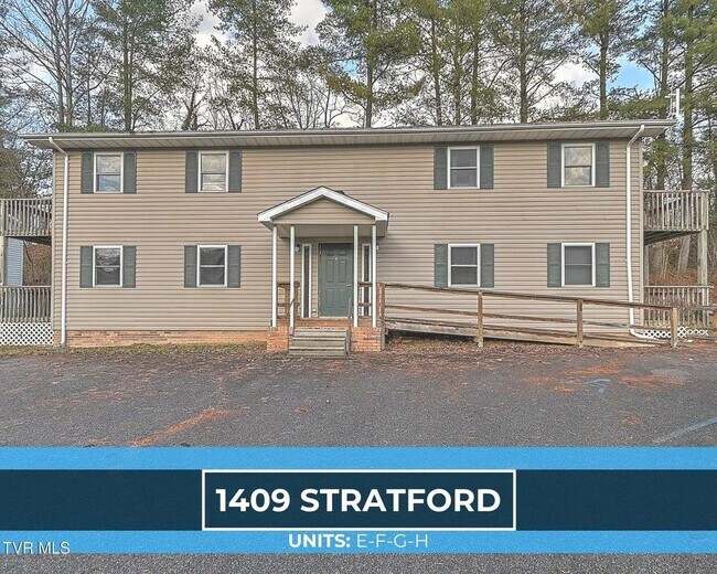 Building Photo - 1405 Stratford Rd