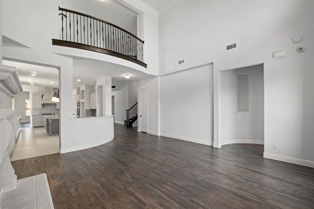 Building Photo - 1100 Grapevine Dr