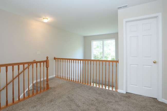 Building Photo - 599 Telluride Dr