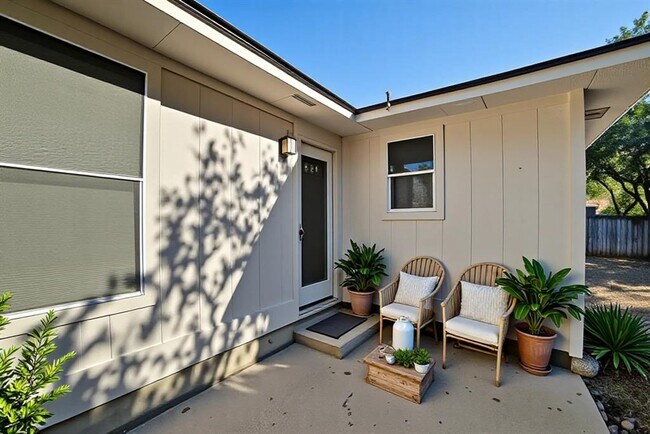 Building Photo - 1226 Brashear Ln