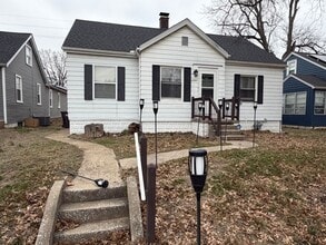 Building Photo - 1707 N Charles St