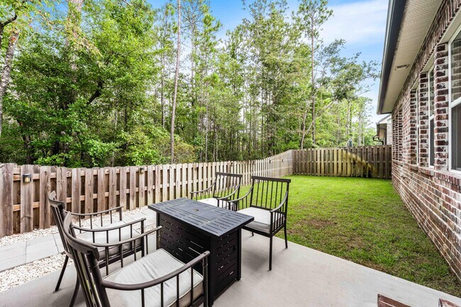 Building Photo - 89 Laurel Oaks Dr