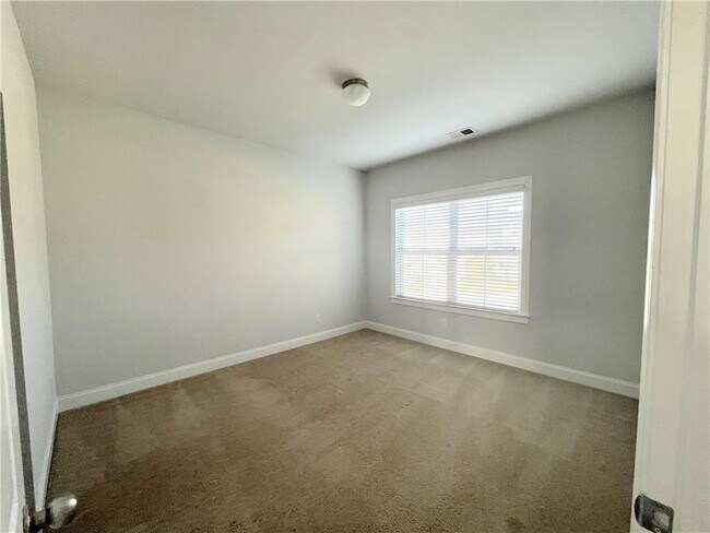 Building Photo - 4020 Adder Cir