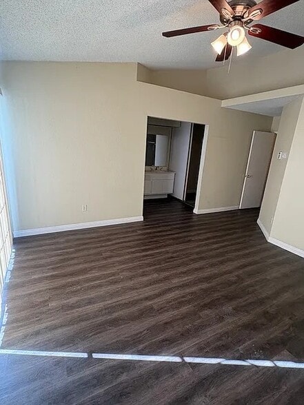 Building Photo - 2745 Rosarita St