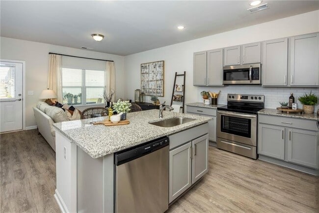 Building Photo - 3209 US-78