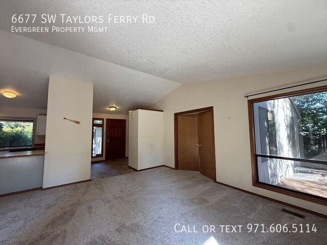 Building Photo - 6677 SW Taylors Ferry Rd