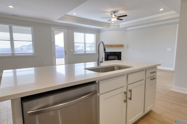 Building Photo - 188 Clift Crk Dr