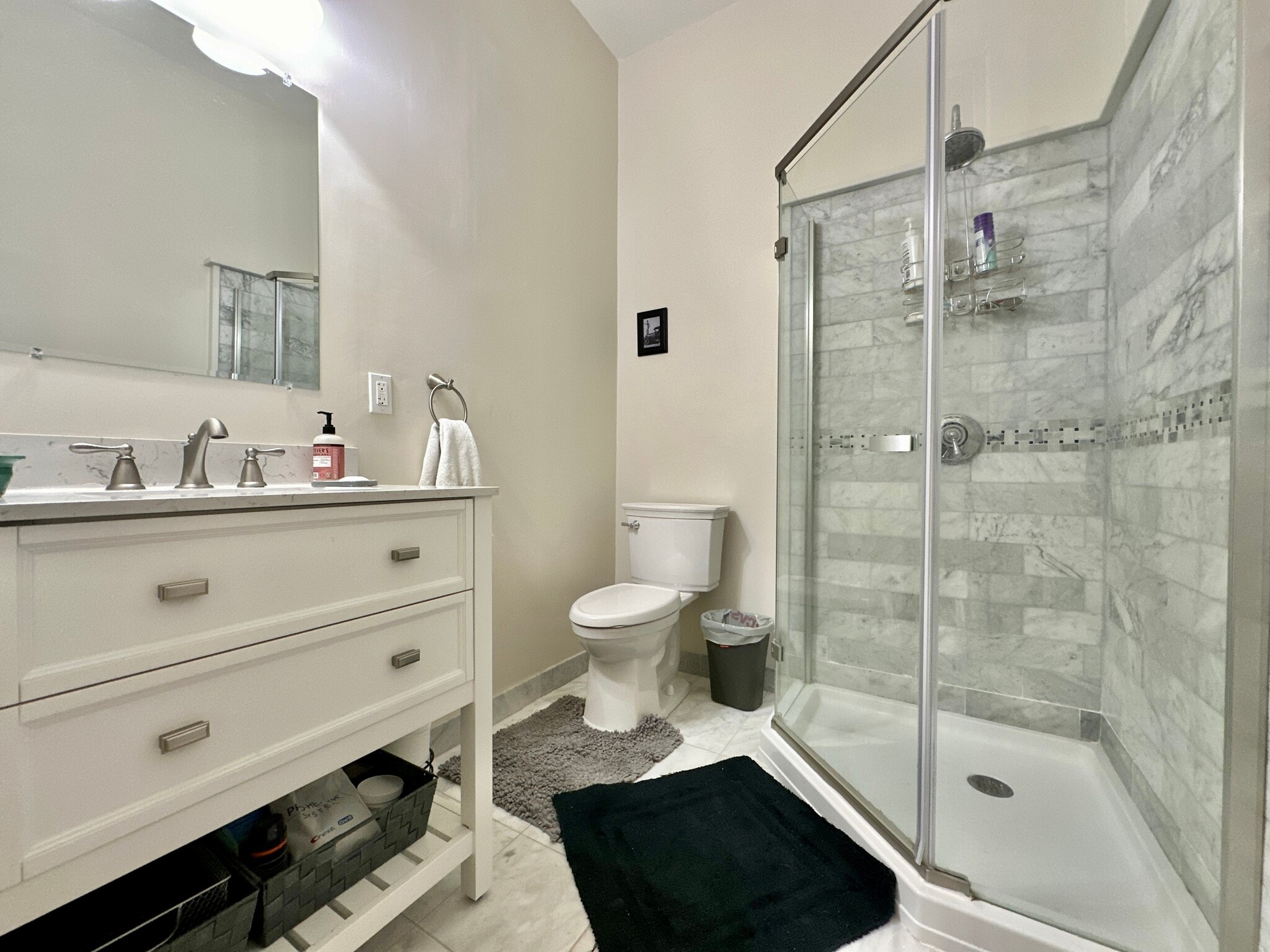 Building Photo - 61 Pond St