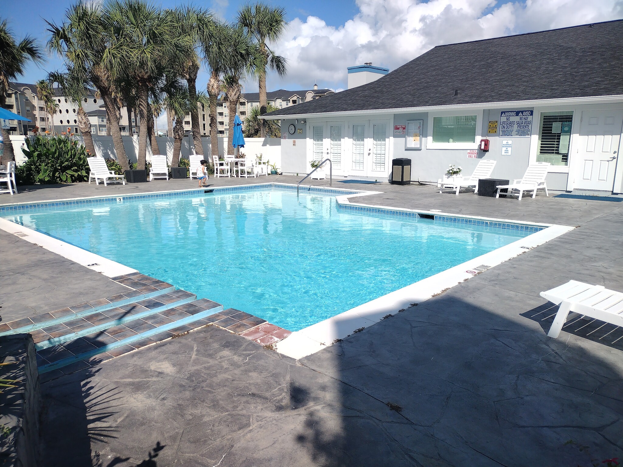 Building Photo - 3506 Cove View Blvd