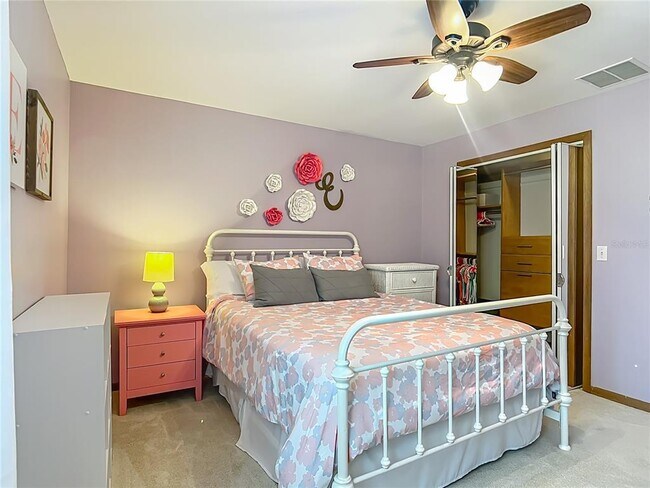 Building Photo - 4661 SW 7th Avenue Rd