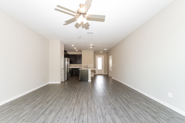 Building Photo - 1708 Celebration Dr, Fort Pierce, FL