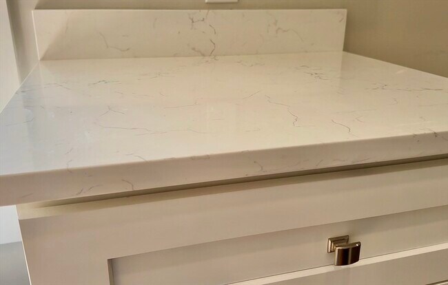 Building Photo - 57 Salem St