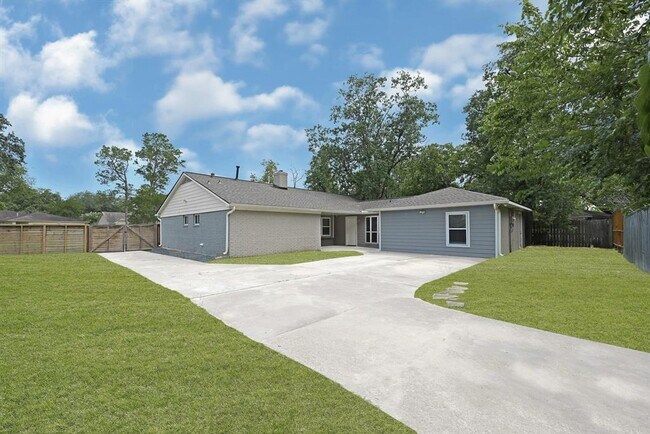 Building Photo - 9214 McAfee Dr
