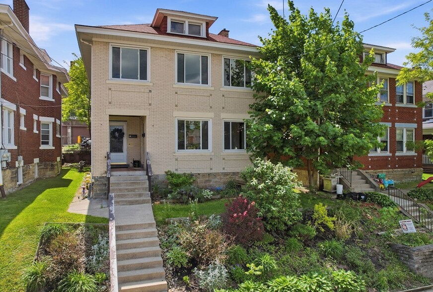 Building Photo - 2927 Mattern Ave