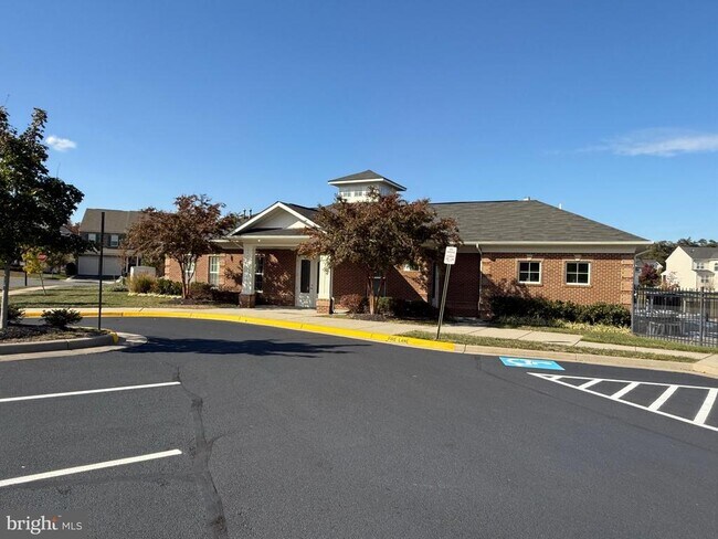 Building Photo - 1542 Kinnaird Terrace NE