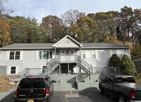 Building Photo - 160 McKay Rd