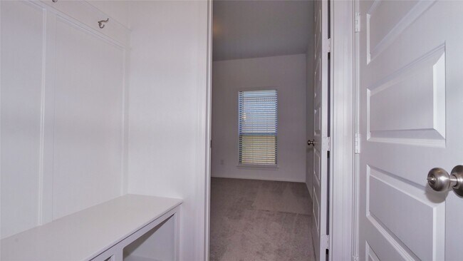 Building Photo - 5311 Birch Shadow Dr