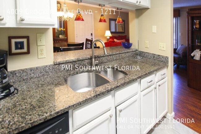 Building Photo - 4009 Crockers Lake Blvd