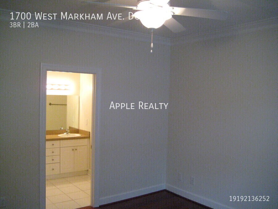 Building Photo - 1700 W Markham Ave