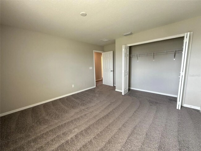 Building Photo - Summercrest 5 Bedroom, 3.5 bath
