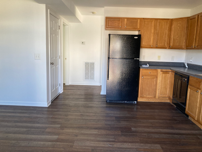 Building Photo - 348 Preservation Cir