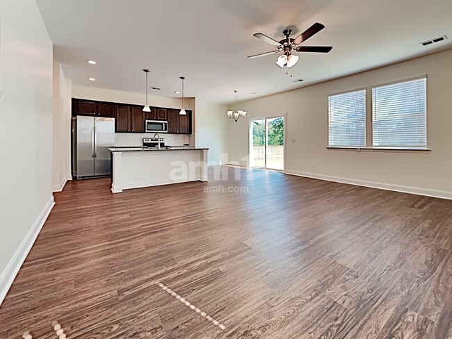 Building Photo - 292 Bering Lane