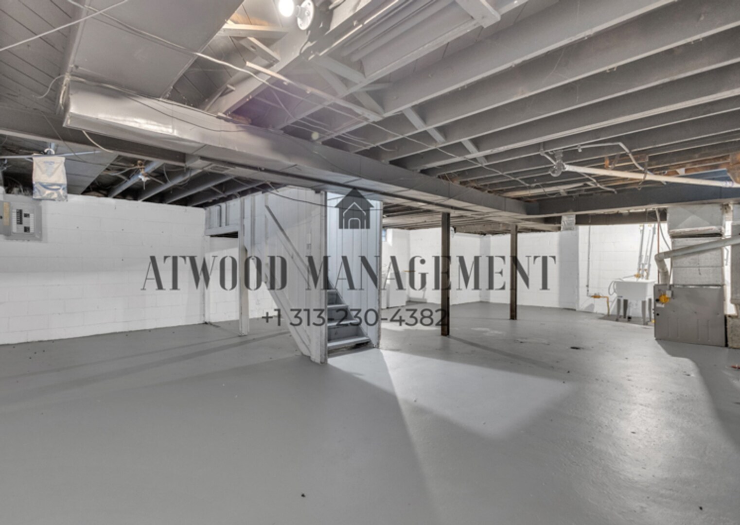 Building Photo - This beautifully updated 3-bedroom, 1-bath single-family home is ready for move-in!