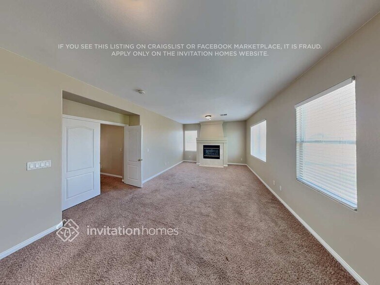 Building Photo - 915 Golden Poppy St