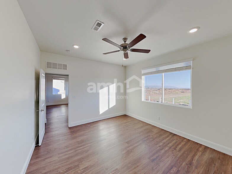 Building Photo - 2591 W 3400 S