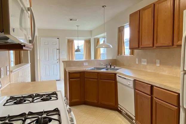 Building Photo - 2630 Steelhead Dr