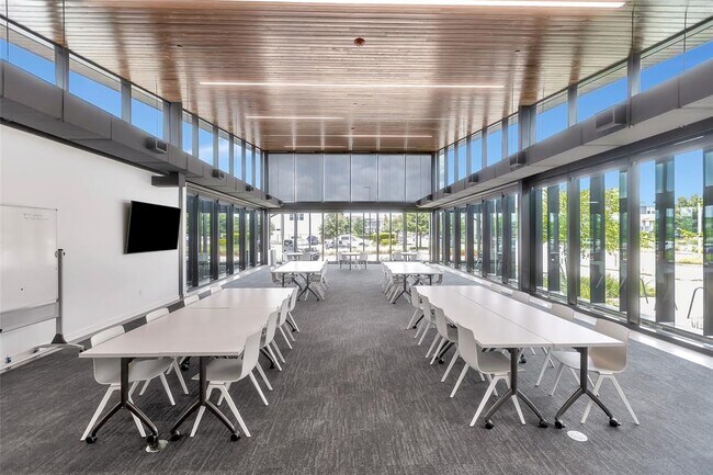 Building Photo - 8417 Laughlin Ln