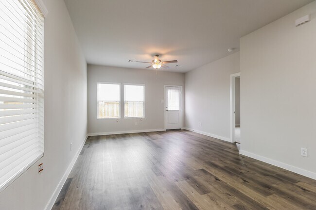 Building Photo - 17322 Gentle Doves Ln