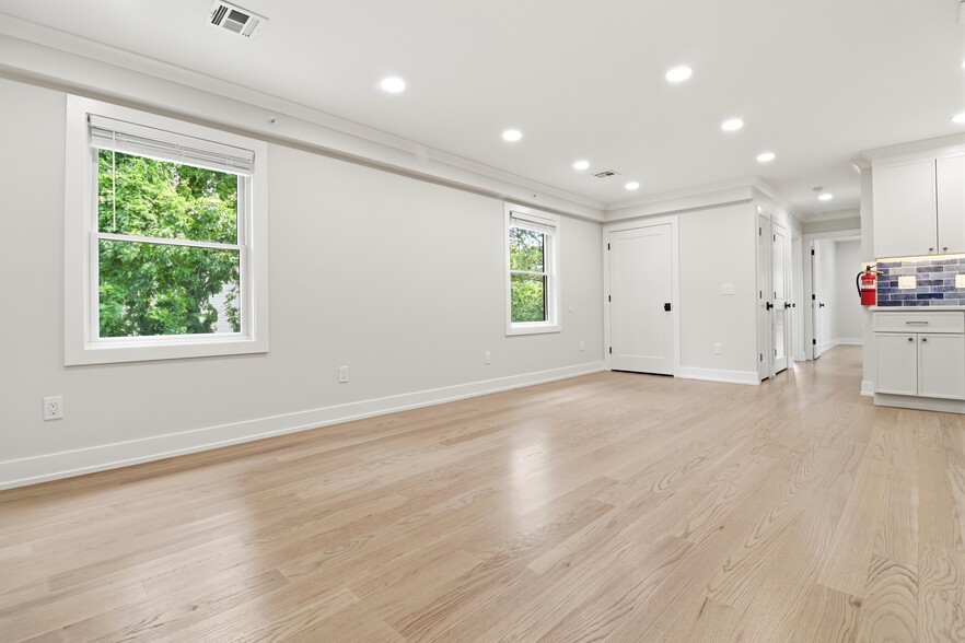 Building Photo - 134 Snyder Ave