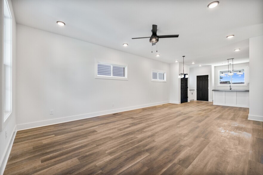 Building Photo - 1336 Plum St