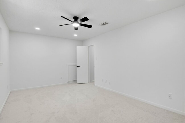 Building Photo - 17807 Asphodel Ln