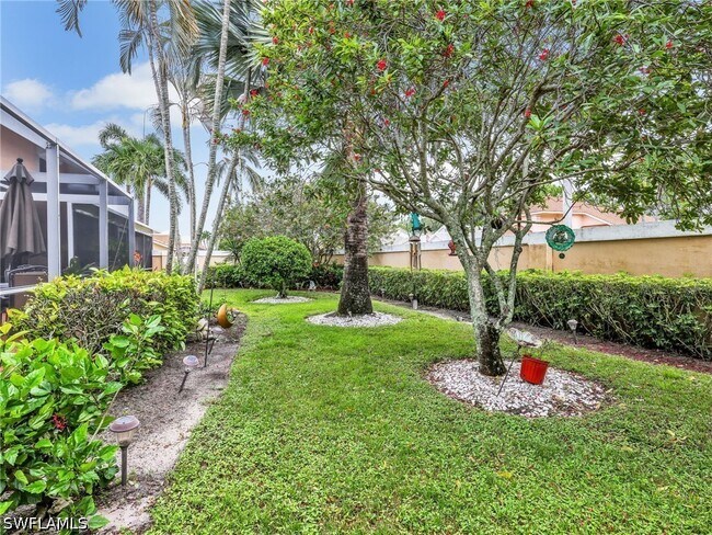 Building Photo - 1256 Naples Lake Dr