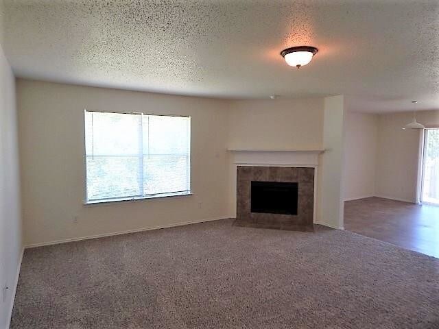 Building Photo - 6728 Shadow Creek Dr