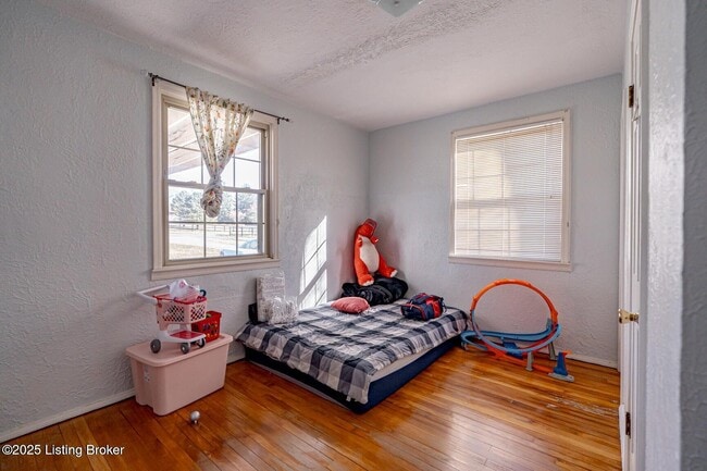 Building Photo - 2890 Shelbyville Rd