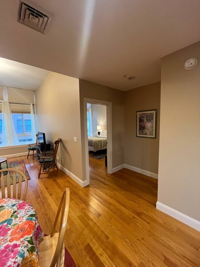 Building Photo - 260 Washington Ave