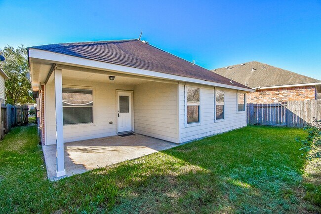 Building Photo - 20922 Barbons Heath Ct