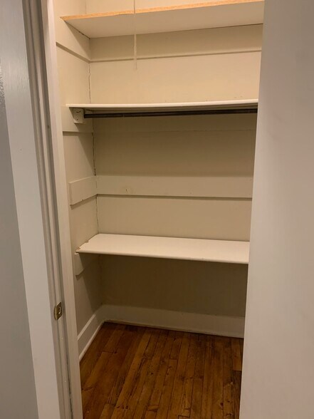 Bath Closet - 403 E Penn St