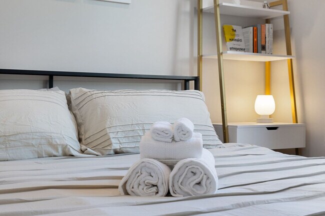 Building Photo - 1817 Andrea Pl