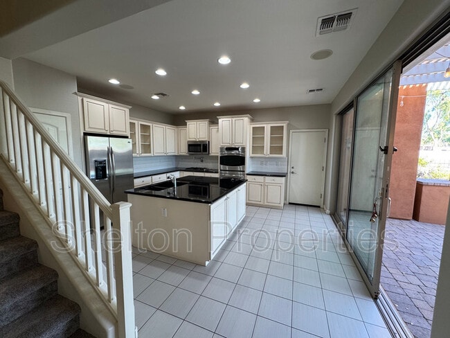 Building Photo - 20712 W Park Meadows Dr