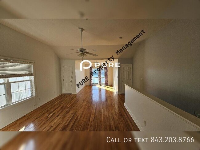 Building Photo - 3 bedroom N. CHS LAKE VIEW AVAILABLE NOW!!!