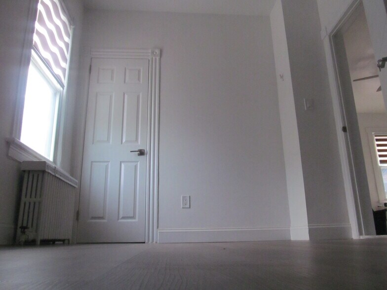 Bedroom No. 1-pic 2 - 307 N 7th St